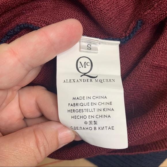 Alexander McQueen Navy Burgundy Mixed Media Knit Color Block Turtleneck Sweater - Picture 8 of 10